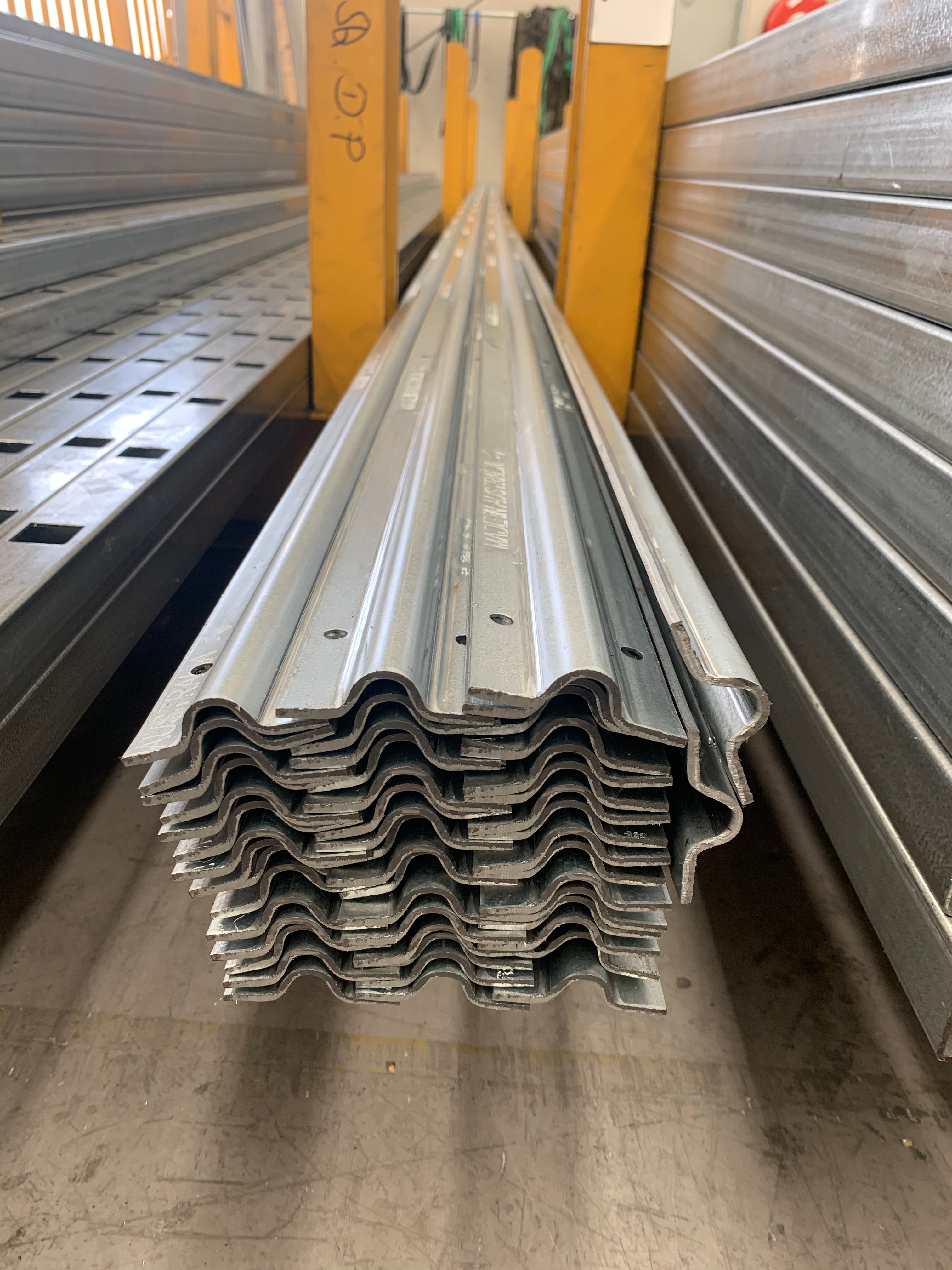 Floor Track